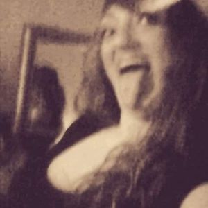 Meet your Posher, Leanne